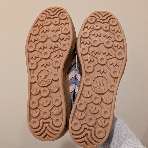 NEW Adidas Gazelle Bolds - Picture 5 of 8
